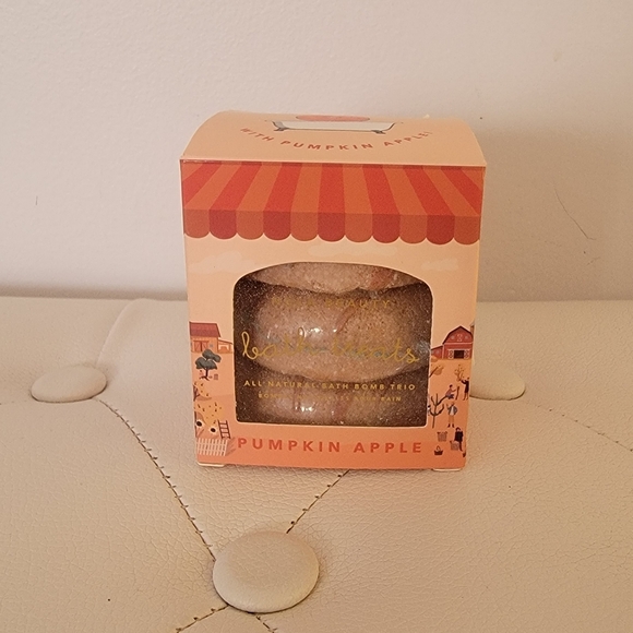 NCLA Beauty Anthropologie Pumpkin Apple Bath Treats Bath Bomb Set 3 - Picture 1 of 14